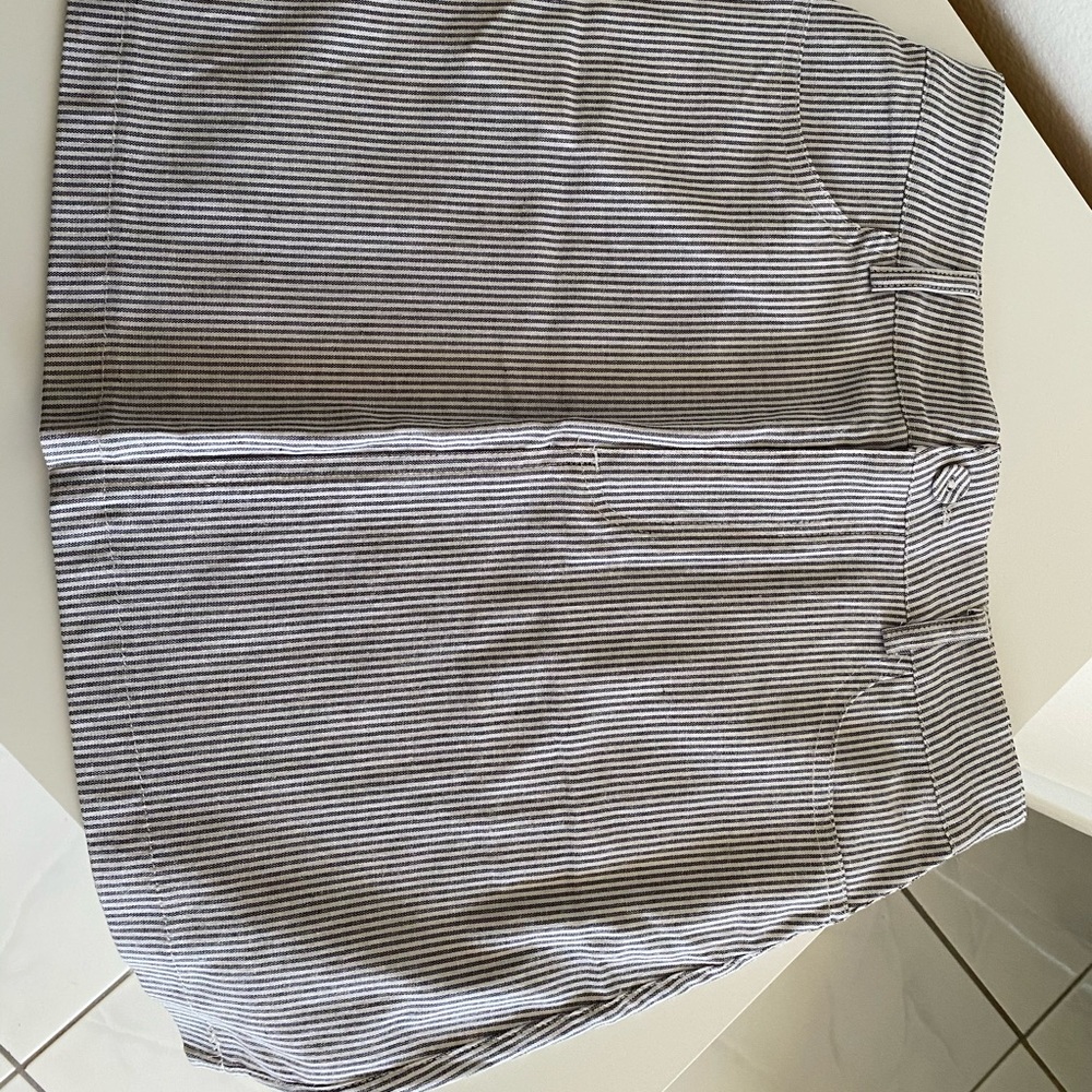Good condition! Excellent for summer - Picture 2 of 2